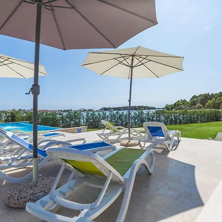Moderne Ferienwohnung Direkt Am Mit 2 Pools, Klima, Wlan, Meerblick, Terrasse, Grill Und Parkplatz * ميدولين